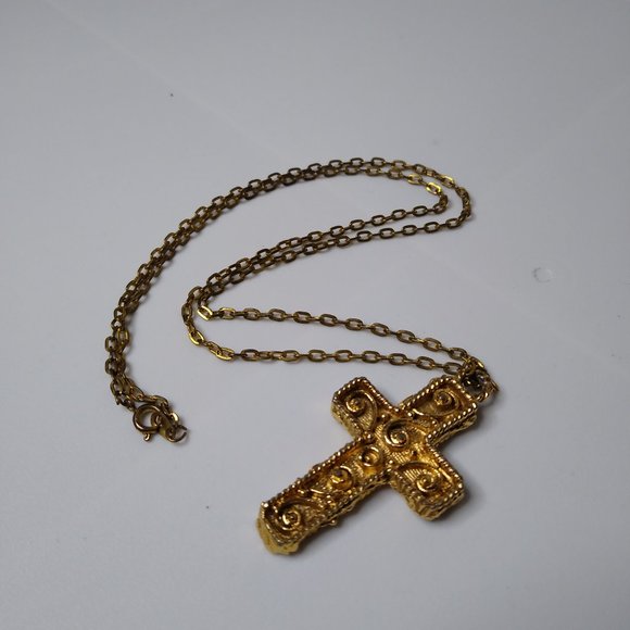 Vintage Metal Decorative Cross Necklace 23 Inches - Picture 3 of 14